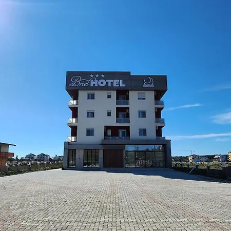 Briel Hotel Golem (Tirana)