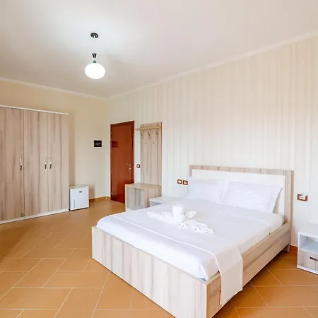 Briel Golem (Tirana)