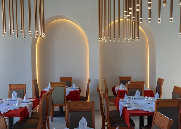 Briel 3* Golem (Tirana)