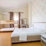 Briel Otel Golem (Tirana)