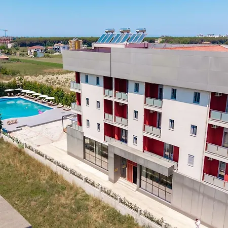 Briel Hotel Golem (Tirana)